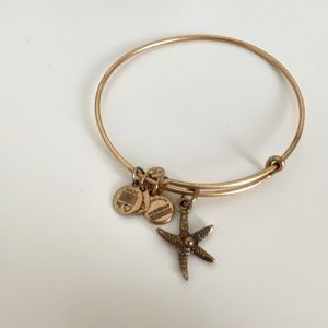 Alex & Ani Starfish bracelet